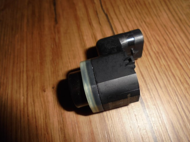 BMW_Ultraschallsensor_Carbon_schwarz_E60_E61_E63_E64_E70_E71_E72_E83_66209142195_2_