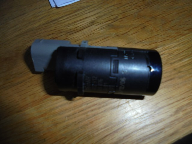 BMW_Ultraschallsensor_M416_carbonschwarz_met_66206989076_2_