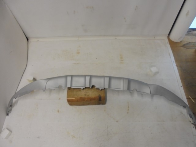 BMW_X1_E84_Abdeckung_Blende_Luftf_hrung_Spoiler_Sto_stange_vorne_51117374101_2_