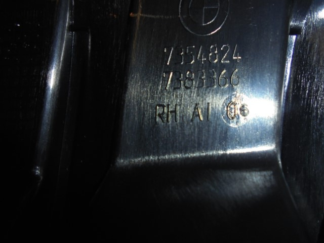 BMW_X1_Ziergitter_Front_rechts_F48_51137354824_6_