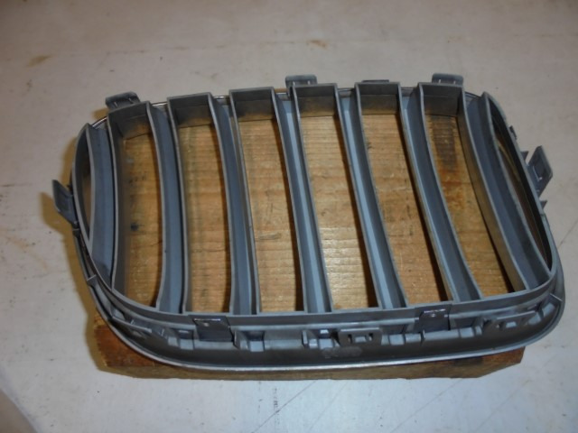 BMW_X3_F25_Ziergitter_Front_links_51117237421_4_