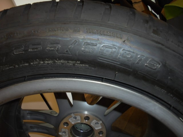 BMW_X6_F16_M-Technik_Felgen_Doppelspeiche_623_bicolor_mit_Reifen_NEU_36117849629_36117849630_15_