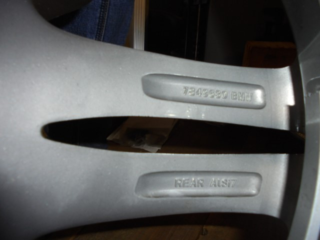 BMW_X6_F16_M-Technik_Felgen_Doppelspeiche_623_bicolor_mit_Reifen_NEU_36117849629_36117849630_1_