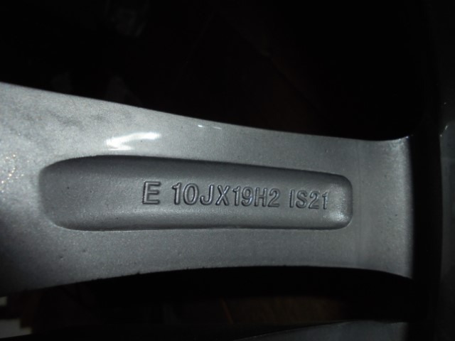 BMW_X6_F16_M-Technik_Felgen_Doppelspeiche_623_bicolor_mit_Reifen_NEU_36117849629_36117849630_3_