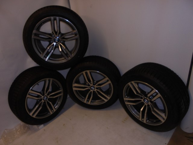 BMW_X6_F16_M-Technik_Felgen_Doppelspeiche_623_bicolor_mit_Reifen_NEU_36117849629_36117849630_5_