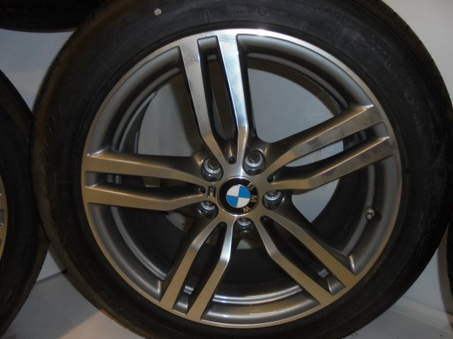 BMW_X6_F16_M-Technik_Felgen_Doppelspeiche_623_bicolor_mit_Reifen_NEU_36117849629_36117849630_8_