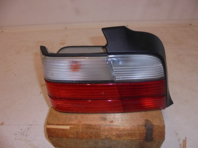 BMW_Z3_E36_Coupe_-_Roadster_Heckleuchte_links_Blinker_weiss_63219403099_3_