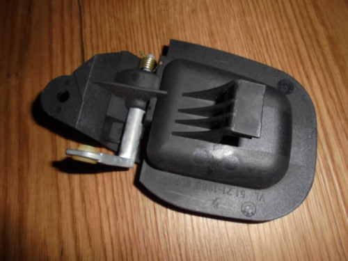 BMW_Z3_T_r_ffner_innen_links_51211960807_1_