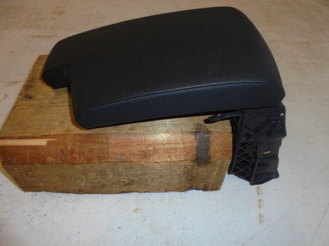 Mittelarmlehne_BMW_E90_E91_E116233221_GF_20_70042134_2_