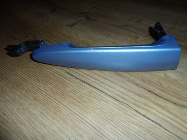 T_rgriff_Griffb_gel_BMW_E90_E91_Arktis_rechts_Teilenummer_51210445182_3_