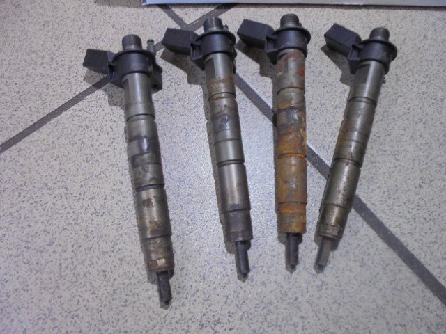 Vier_Einspritzd_sen_BMW_320d_E91_N47_Bj_2008_2_