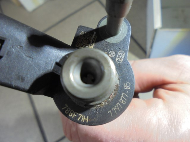 Vier_Einspritzd_sen_BMW_320d_E91_N47_Bj_2008_3_