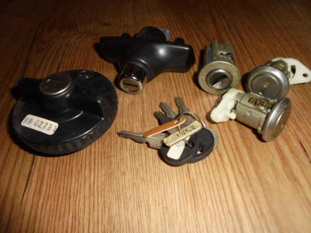 _BMW_518_-_M_535i_E12_Reparatursatz_Gleichschlie_ung_ohne_ZV_32321120323_3_