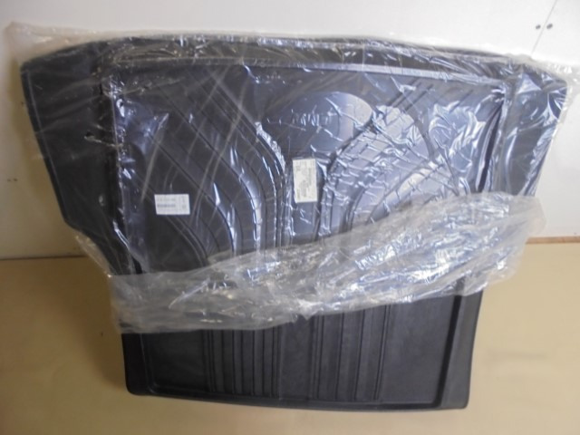 BMW_3er_F34_Gep_ckraumformmatte_51472317845_1_