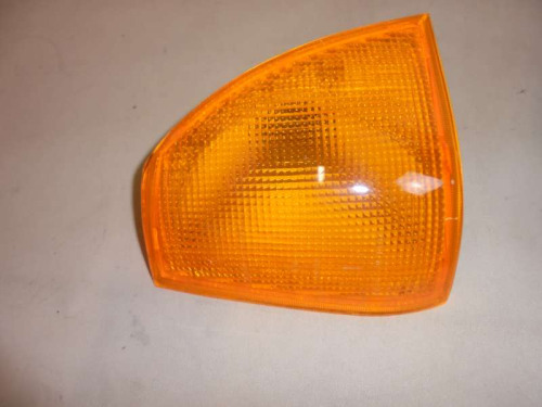 20220224_Blinker_Audi_100_2_